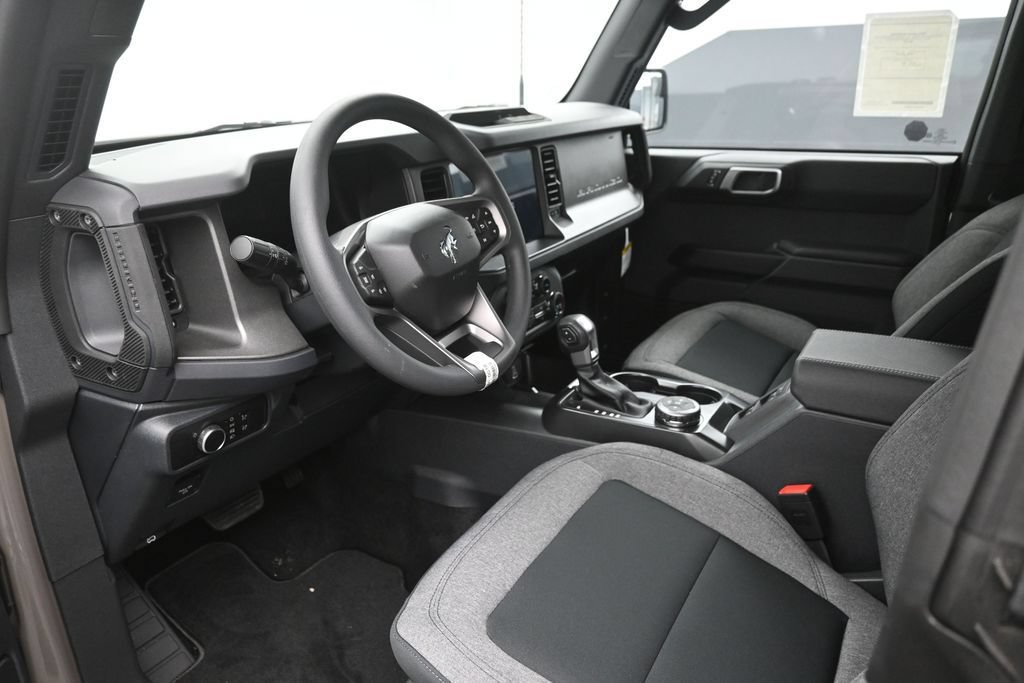 New 2026 Ford Bronco 4-Door AWD/4WD image 19