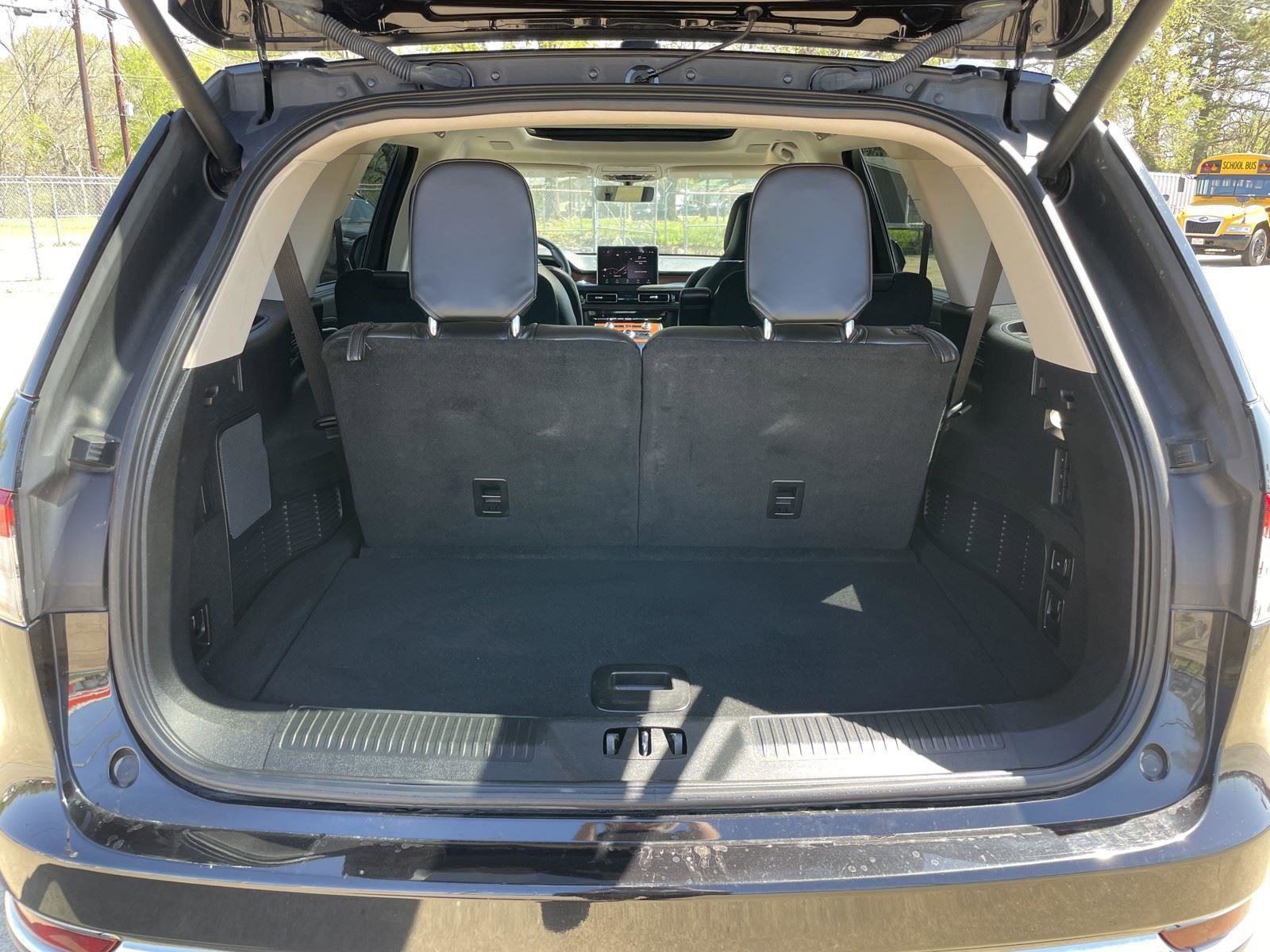 Used 2023 Lincoln Aviator Reserve w/ Equipment Group 201A image 40