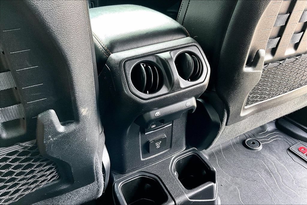 Used 2021 Jeep Gladiator Mojave AWD/4WD image 34