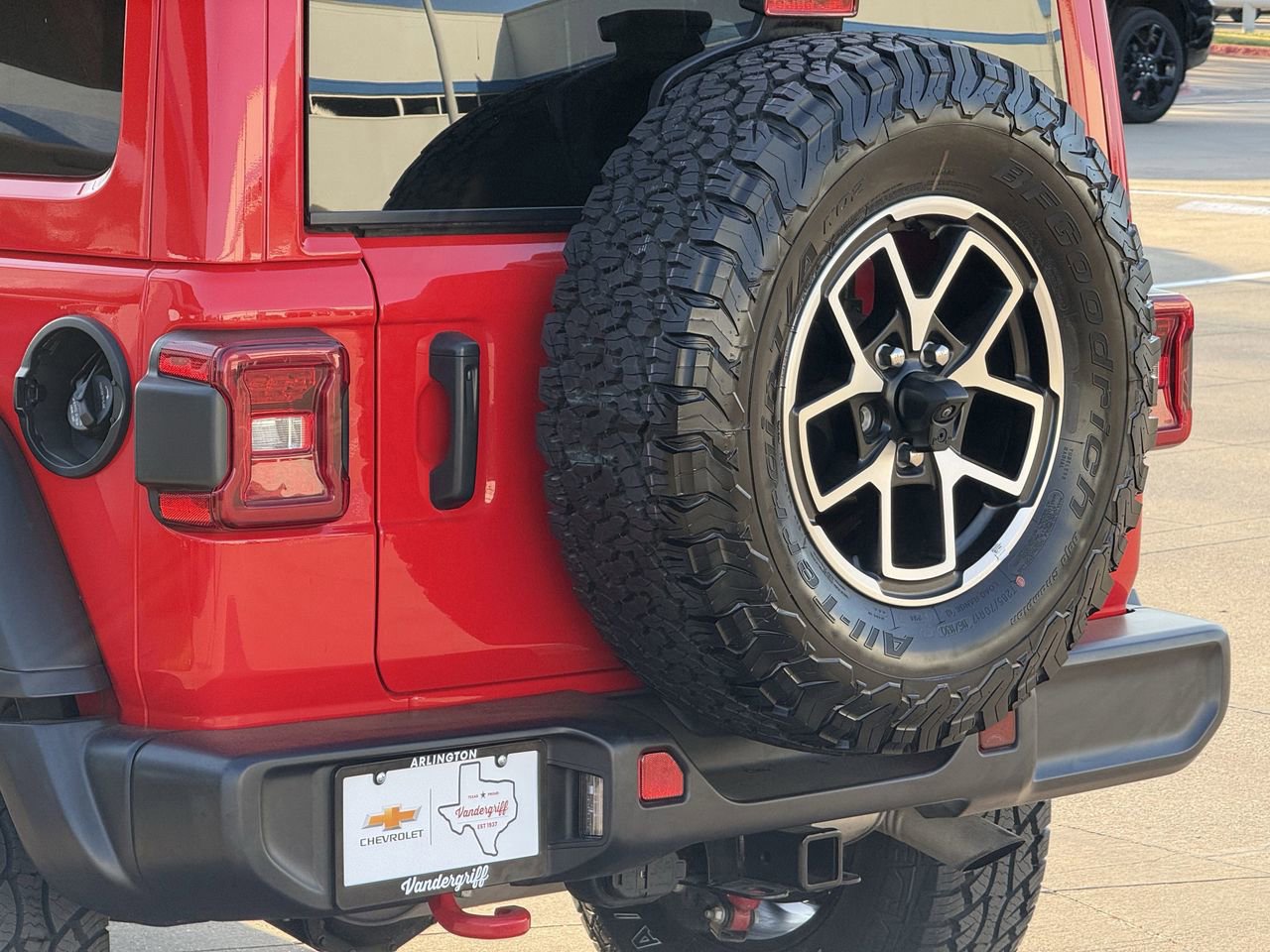 Used 2025 Jeep Wrangler Unlimited Rubicon w/ Convenience Group image 6