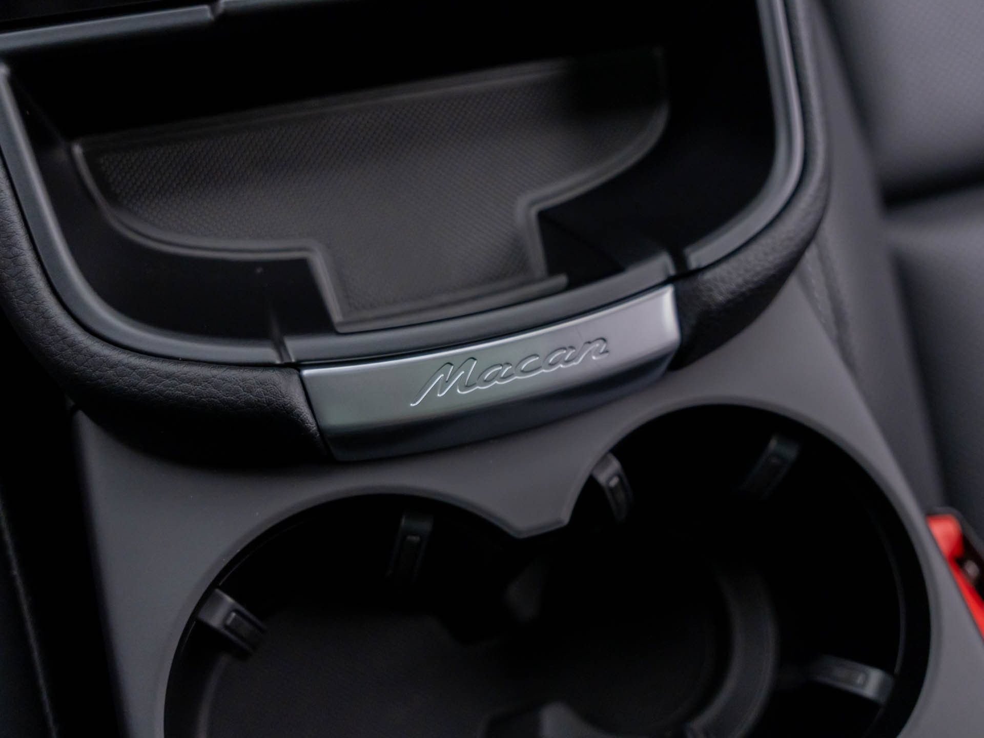 New 2026 Porsche Macan Turbo AWD/4WD image 24