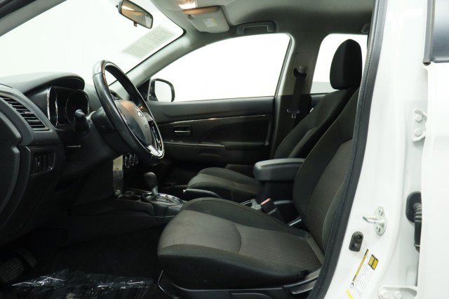 Used 2017 Mitsubishi Outlander Sport ES FWD image 7