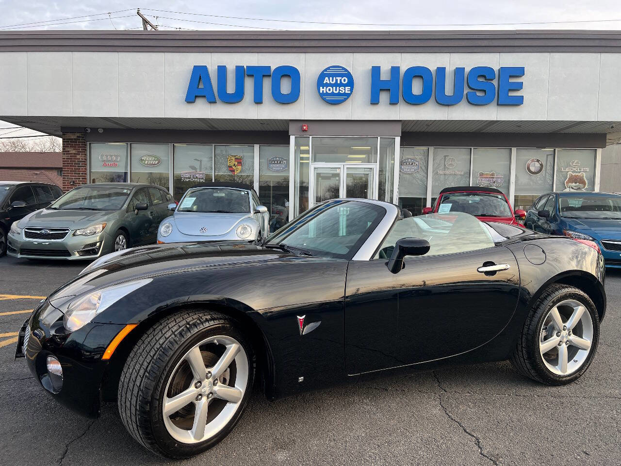 Used 2009 Pontiac Solstice Convertible w/ Preferred Package
