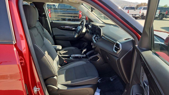Used 2024 Chevrolet TrailBlazer LT w/ Convenience Package FWD image 26