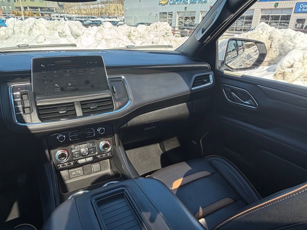 Used 2024 GMC Yukon AT4 w/ AT4 Premium Package image 24
