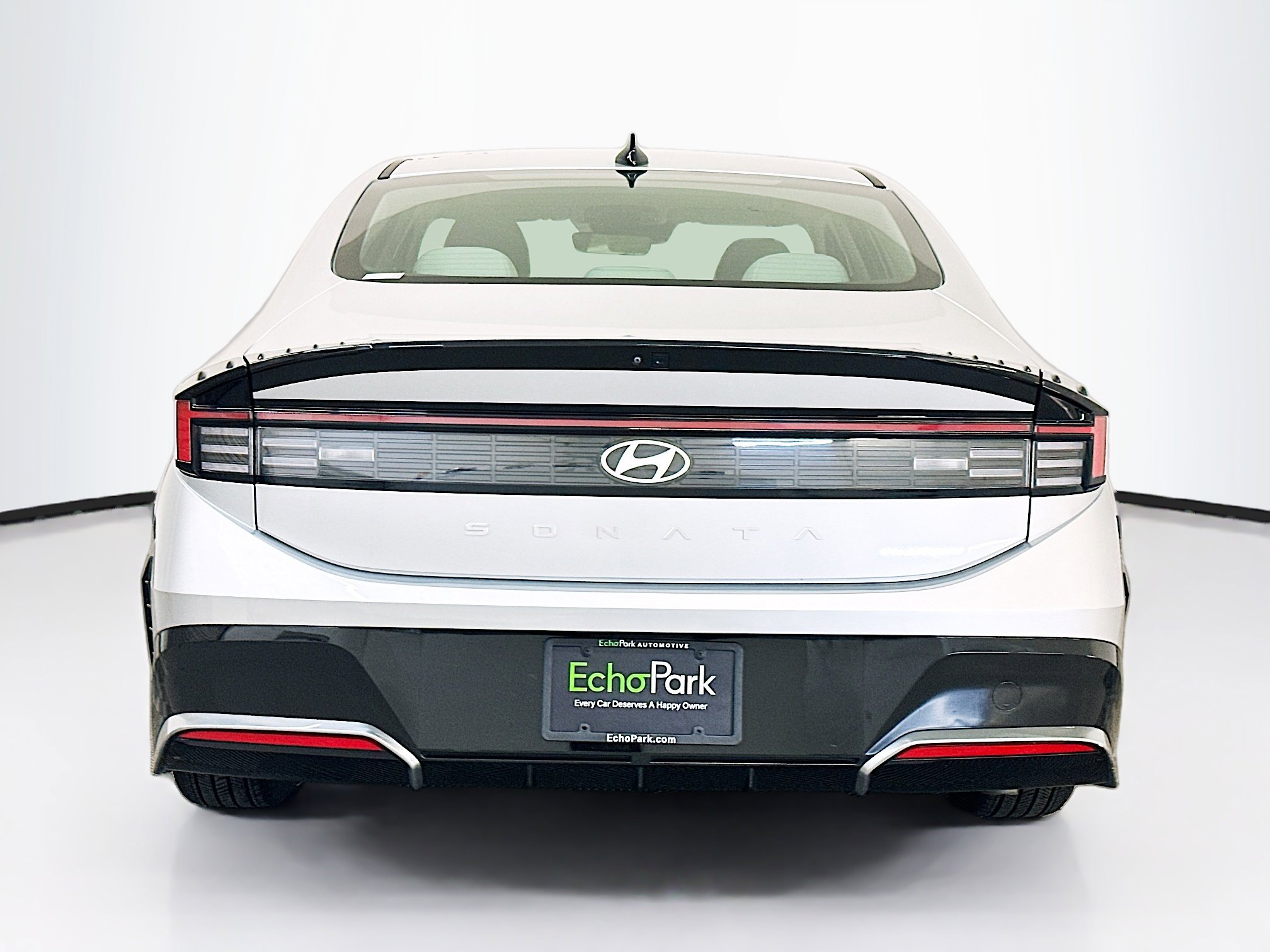 Used 2025 Hyundai Sonata SEL FWD image 7