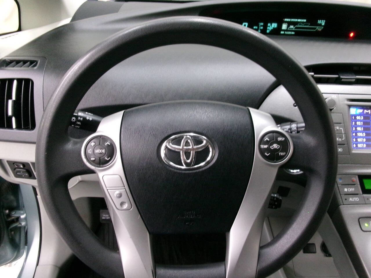 Used 2013 Toyota Prius Two image 29