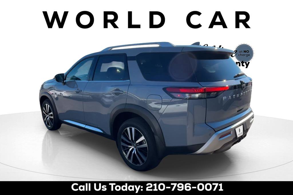 Used 2025 Nissan Pathfinder Platinum image 8