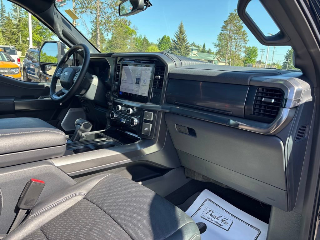 Used 2025 Ford F150 Lariat w/ Equipment Group 502A High AWD/4WD image 23