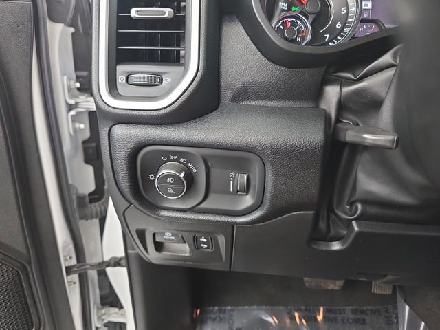 Used 2022 RAM 1500 Big Horn AWD/4WD image 41