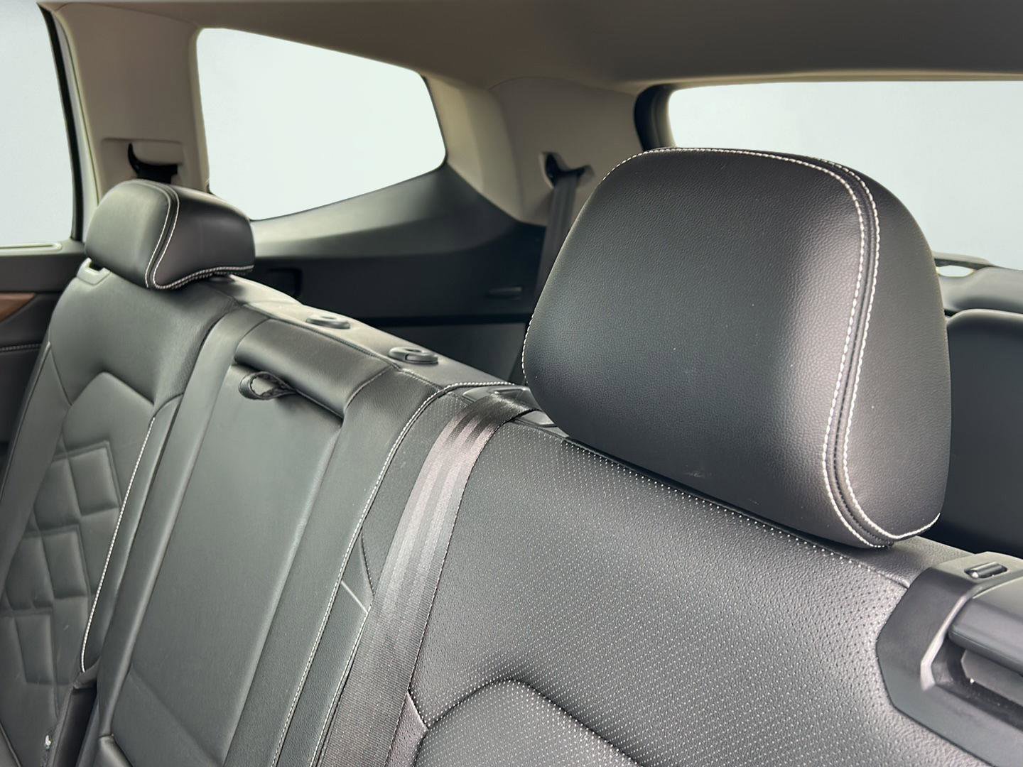 Used 2024 Volkswagen Atlas SE image 29