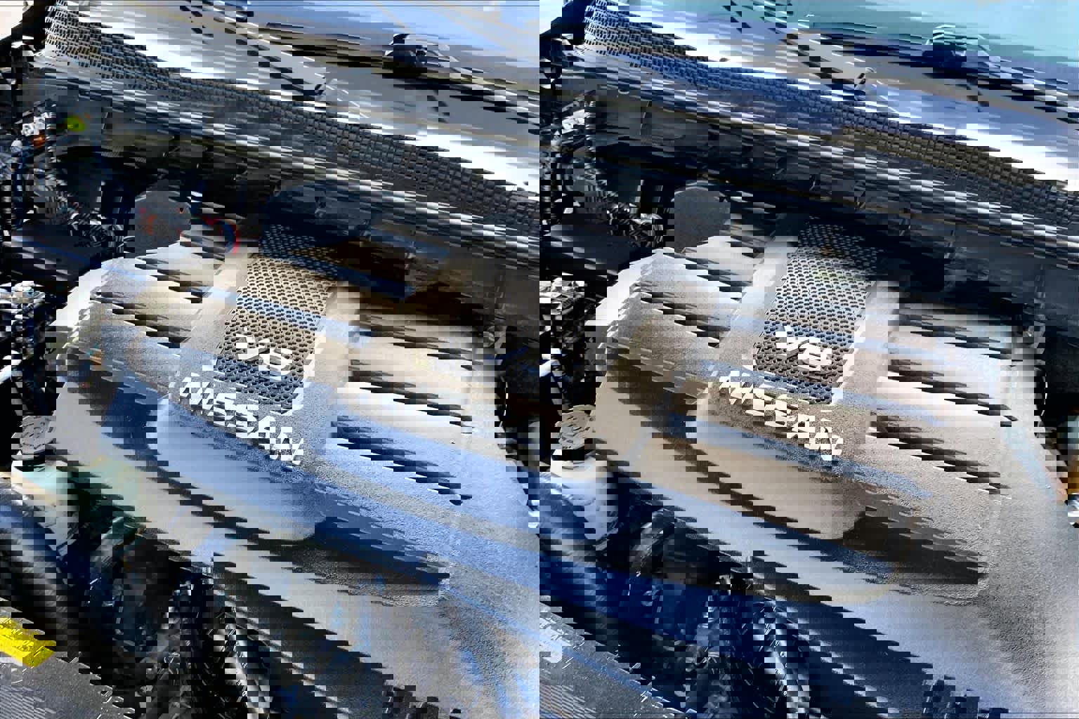 Used 2018 Nissan Titan SV w/ SV Convenience Package image 29