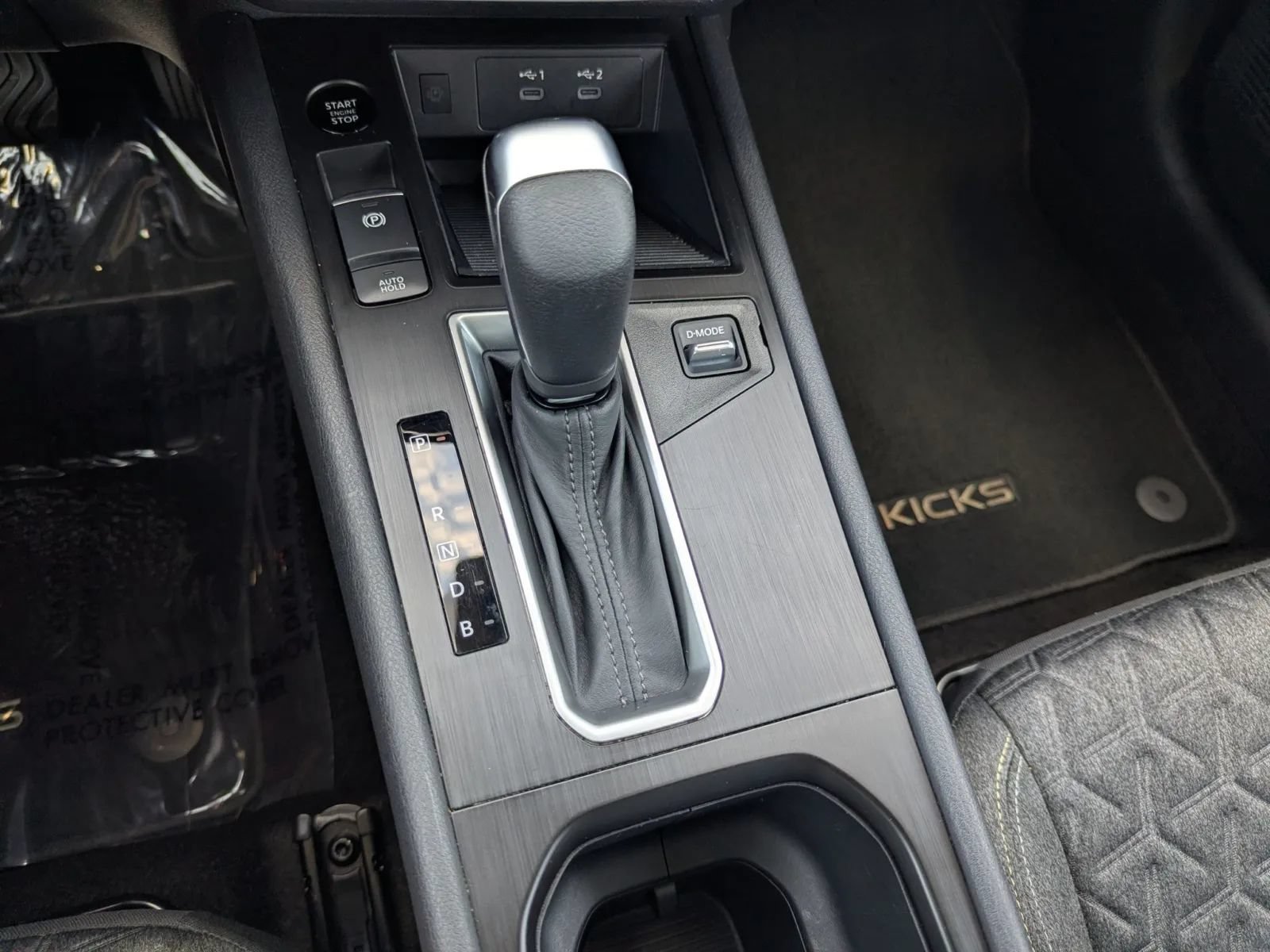 Used 2025 Nissan Kicks SV FWD image 26