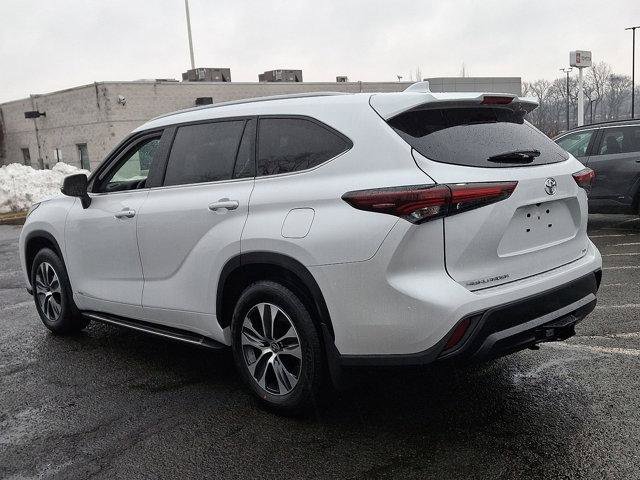 Certified 2026 Toyota Highlander XLE image 24