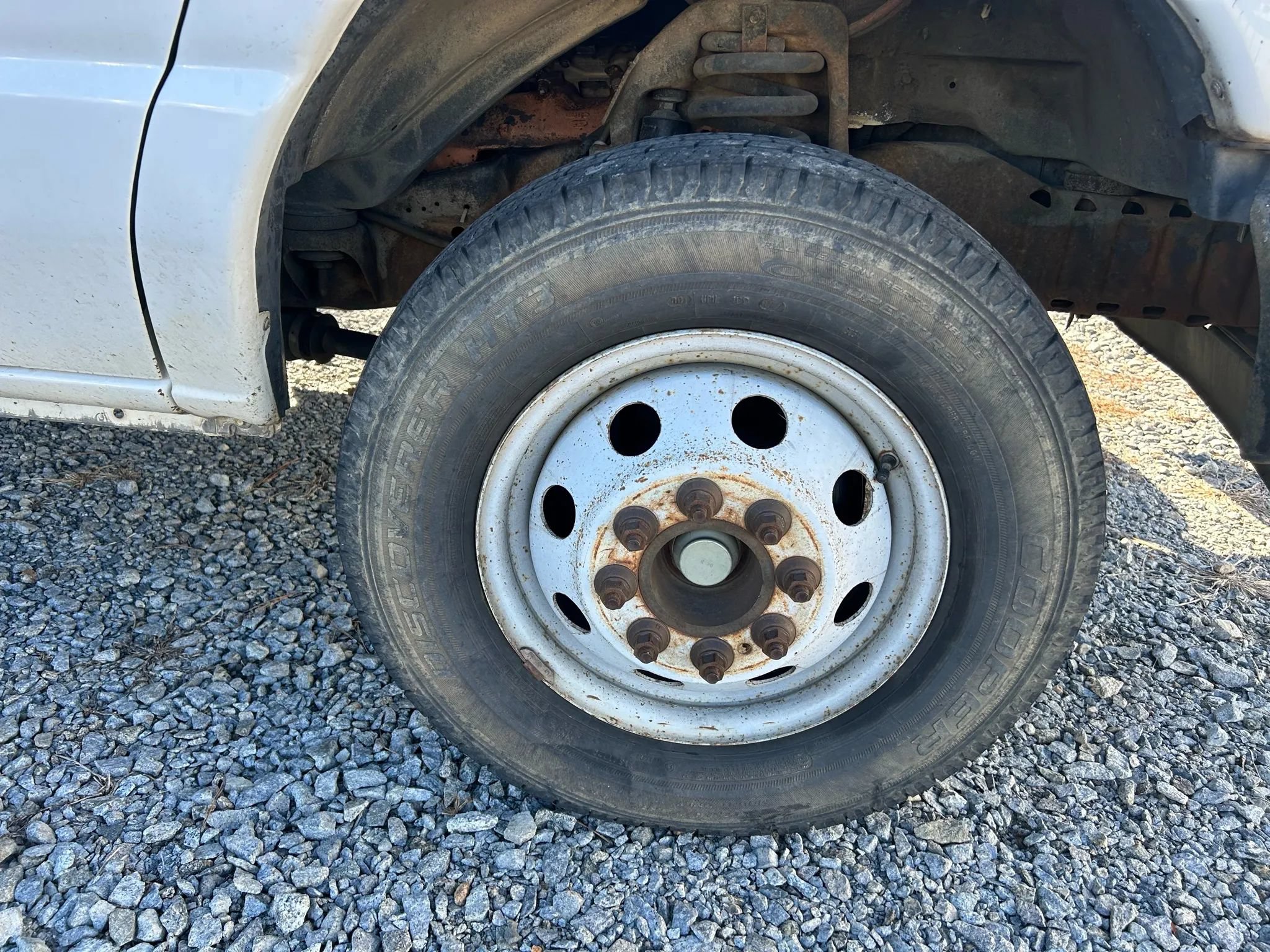 Used 2002 Ford E-350 and Econoline 350 Super Duty RWD image 4