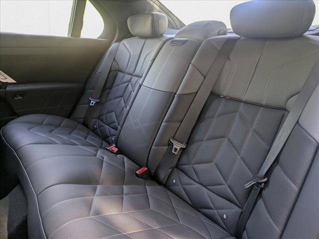 New 2026 BMW 740i w/ Premium Package image 17