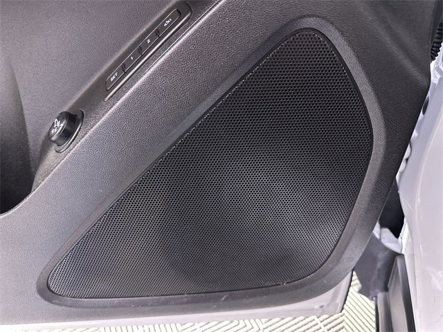 Used 2024 Chevrolet Equinox Premier image 25