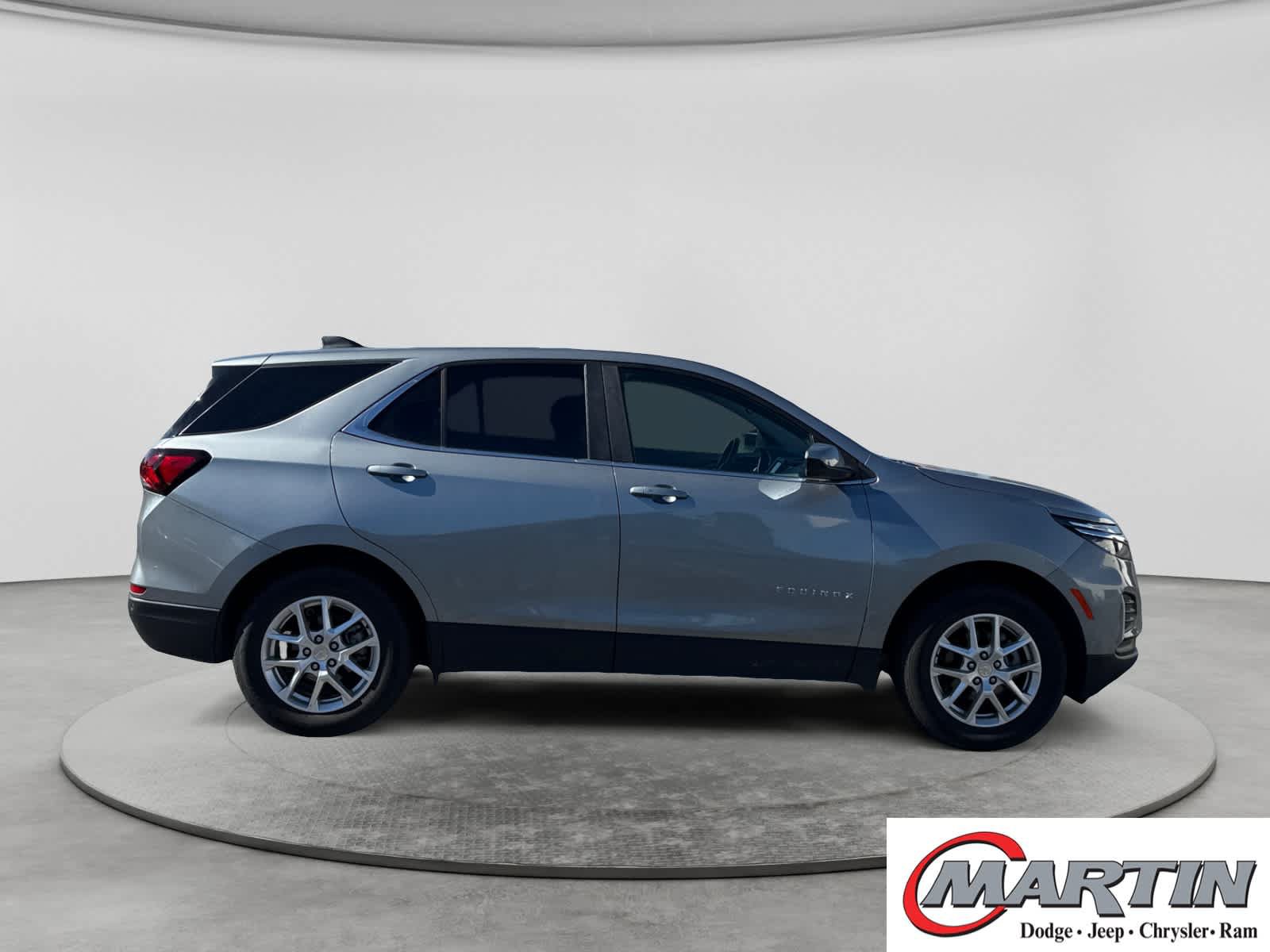 Used 2024 Chevrolet Equinox LT AWD/4WD image 4
