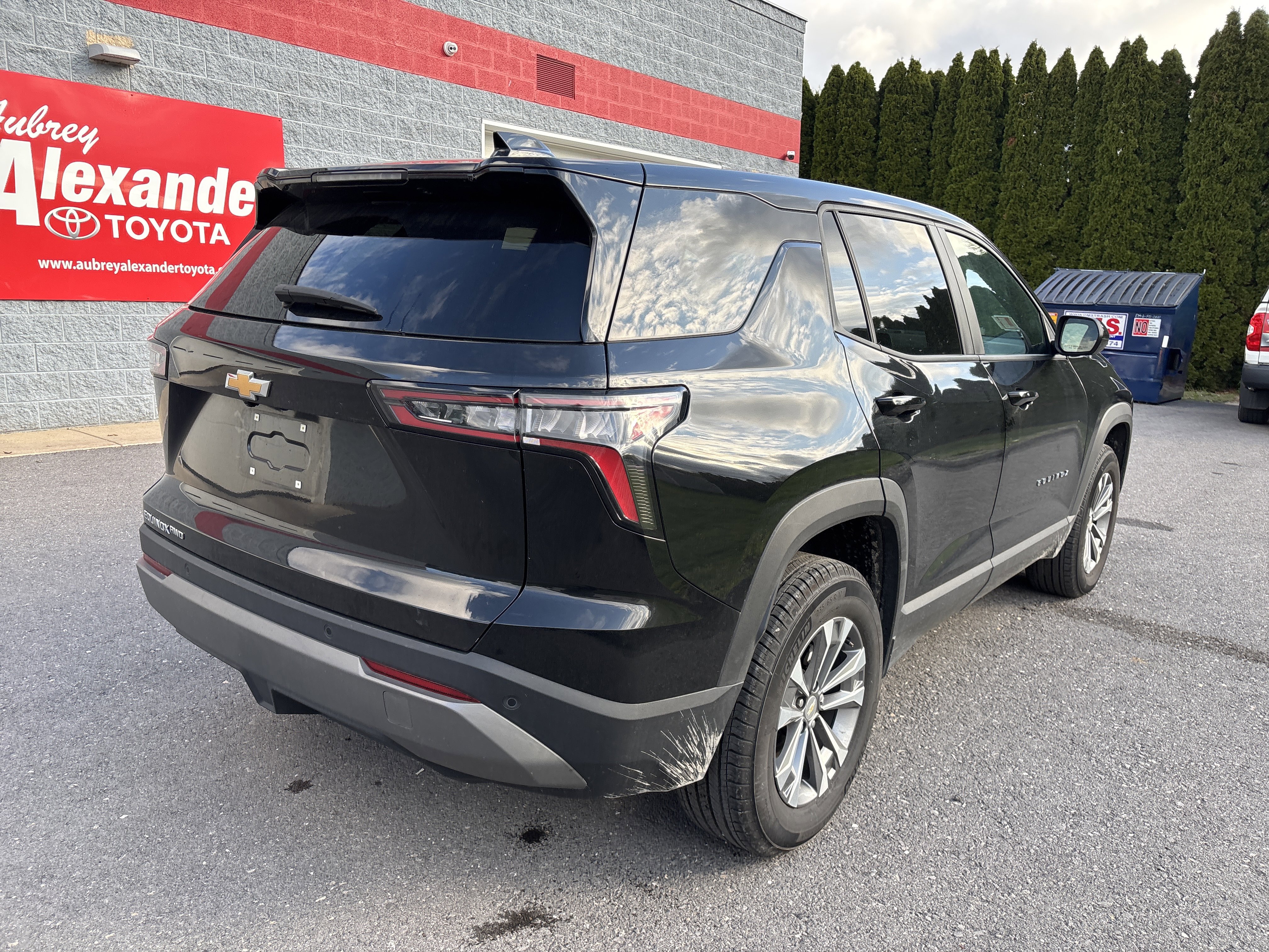 Used 2025 Chevrolet Equinox LT AWD/4WD video 3