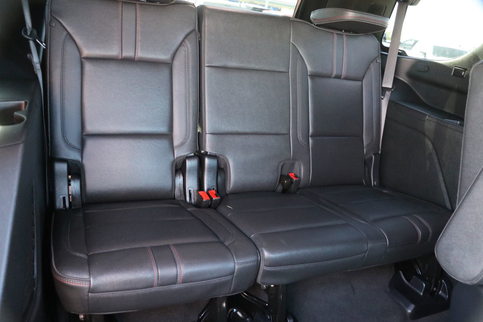 Used 2024 Chevrolet Tahoe RST w/ Luxury Package image 32