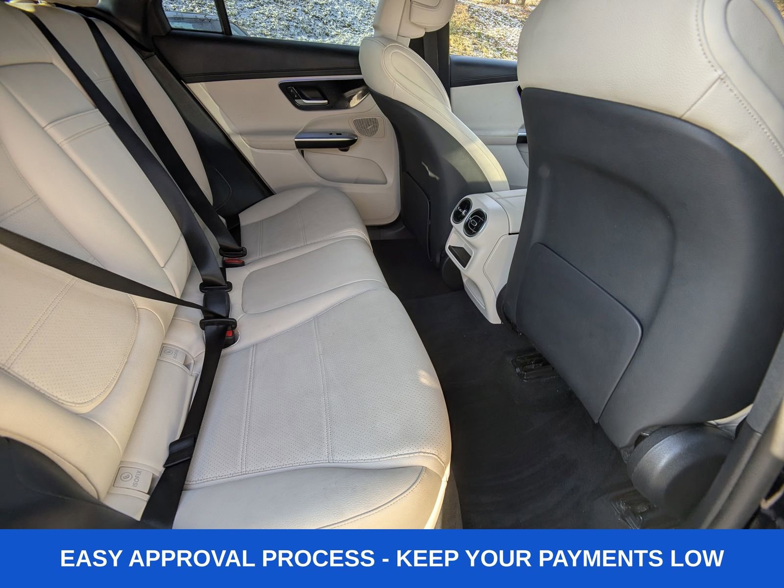 Used 2024 Mercedes-Benz GLC 300 4MATIC image 14