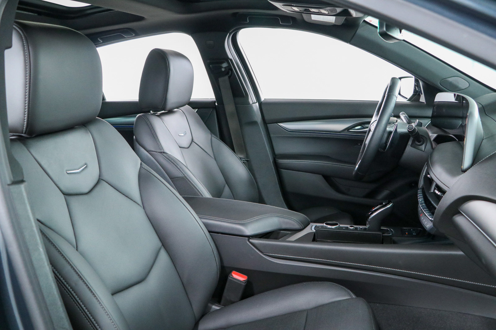 Used 2025 Cadillac CT5 Premium Luxury w/ Sun And Sound Package RWD image 27