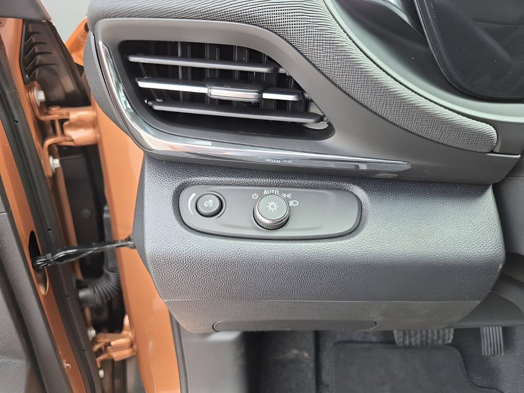 New 2026 Buick Envista Sport Touring w/ Convenience I Package FWD image 35