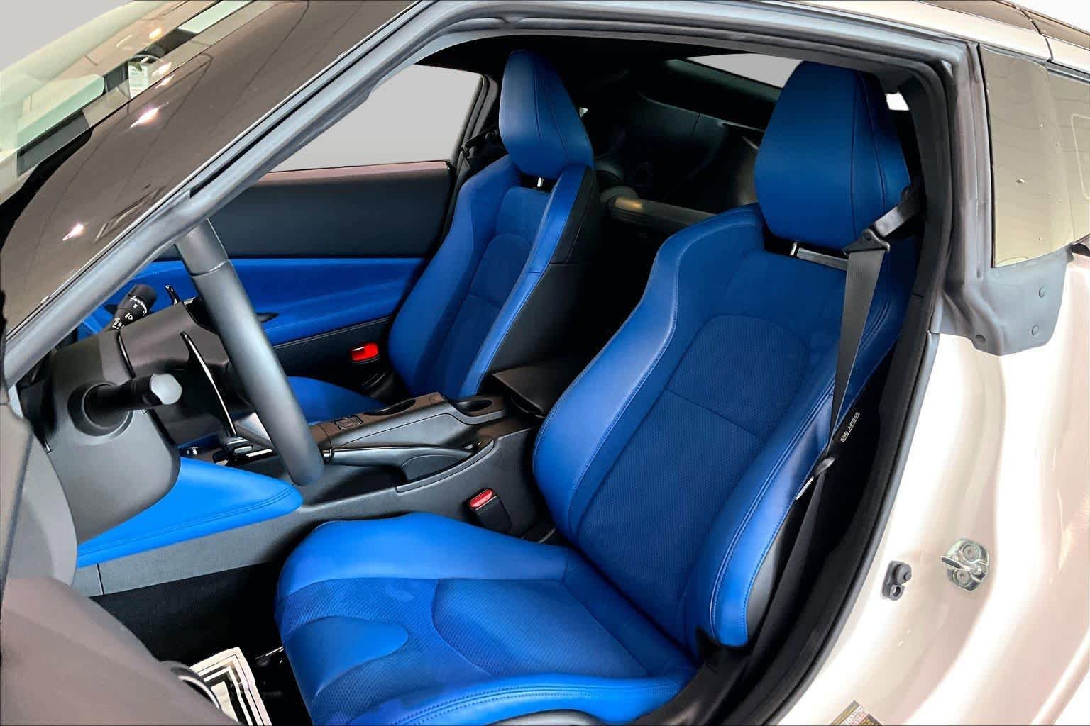 Certified 2025 Nissan Z Performance w/ Floor Mat Package RWD image 8