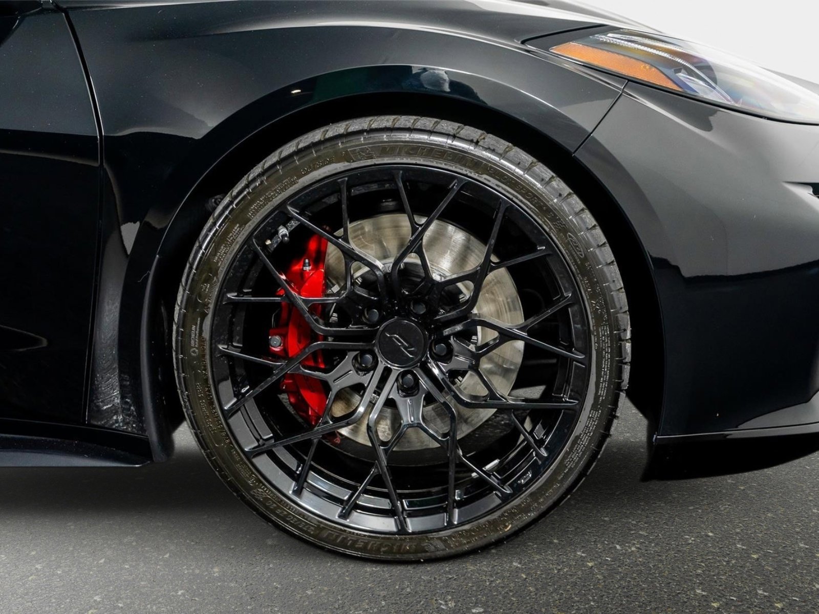 Used 2024 Chevrolet Corvette Z06 w/ Battery Protection Package image 7