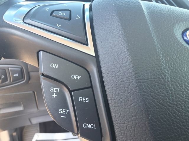 Used 2017 Ford Edge SEL w/ Equipment Group 201A AWD/4WD image 11