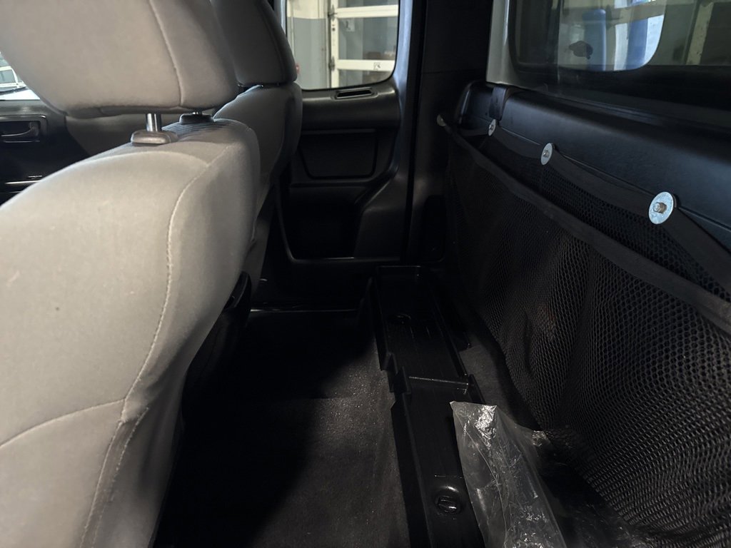 Used 2020 Toyota Tacoma SR image 14