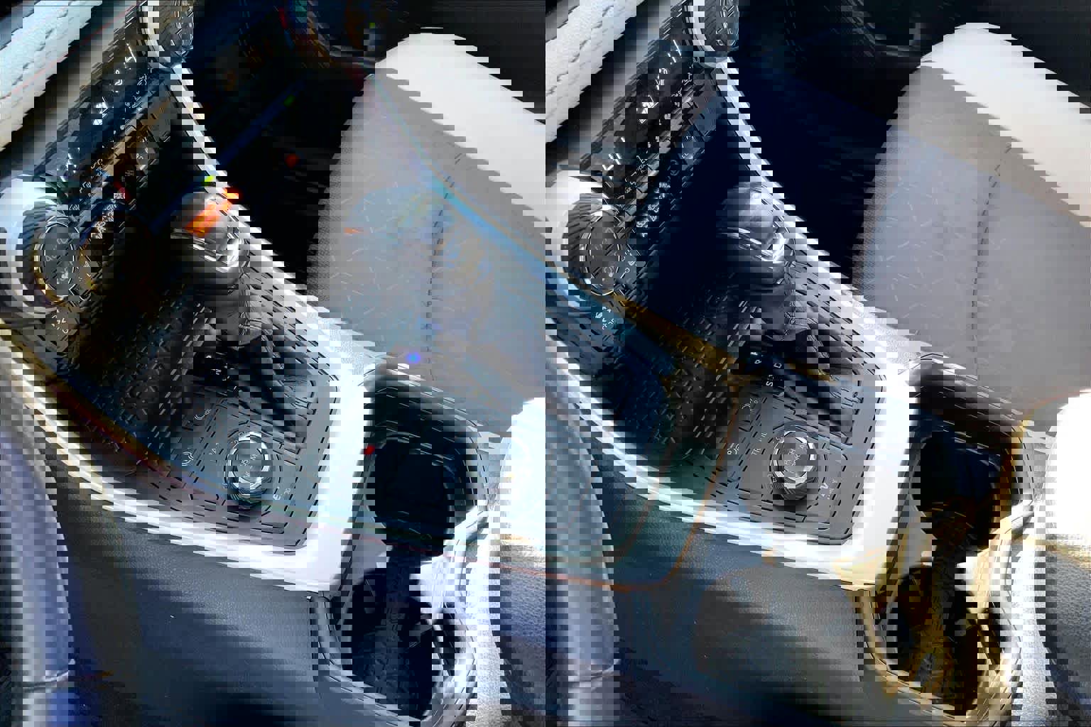 Used 2021 Toyota RAV4 XLE w/ Convenience Package AWD/4WD image 17