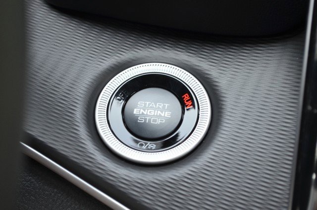 New 2025 Jeep Grand Cherokee L Laredo w/ Luxury Tech Group I image 24