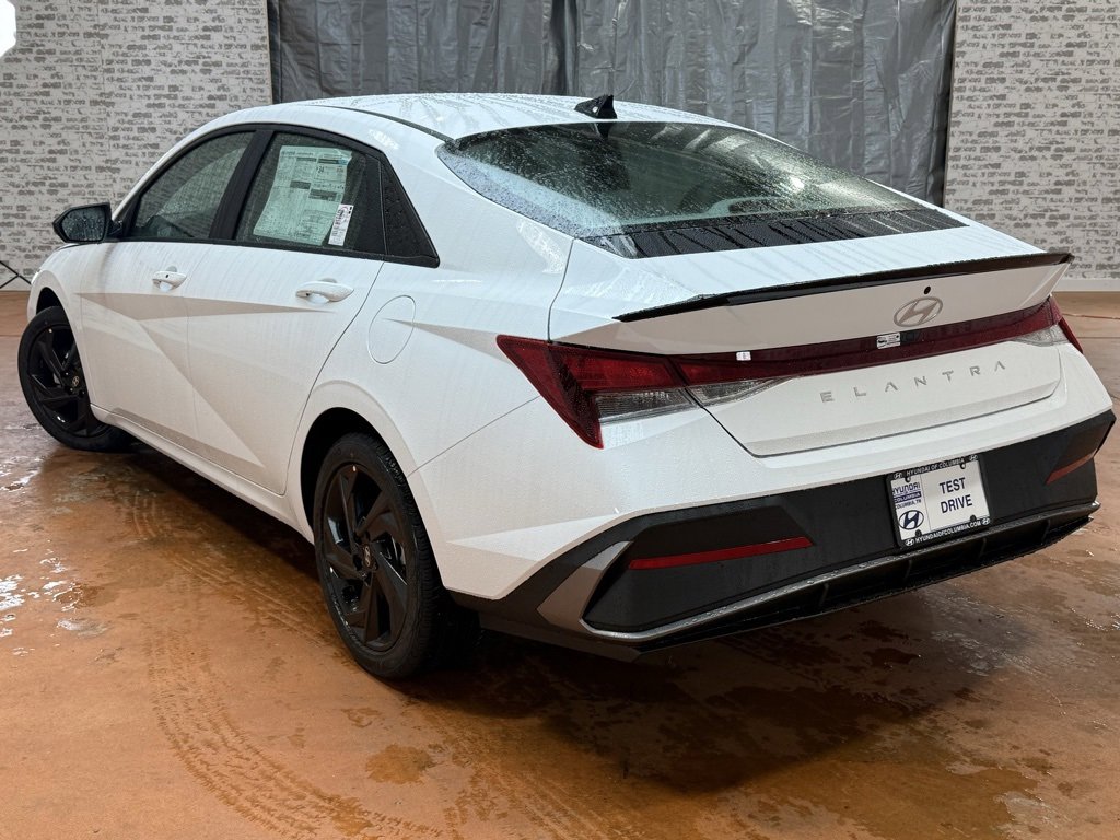New 2026 Hyundai Elantra Sport image 4