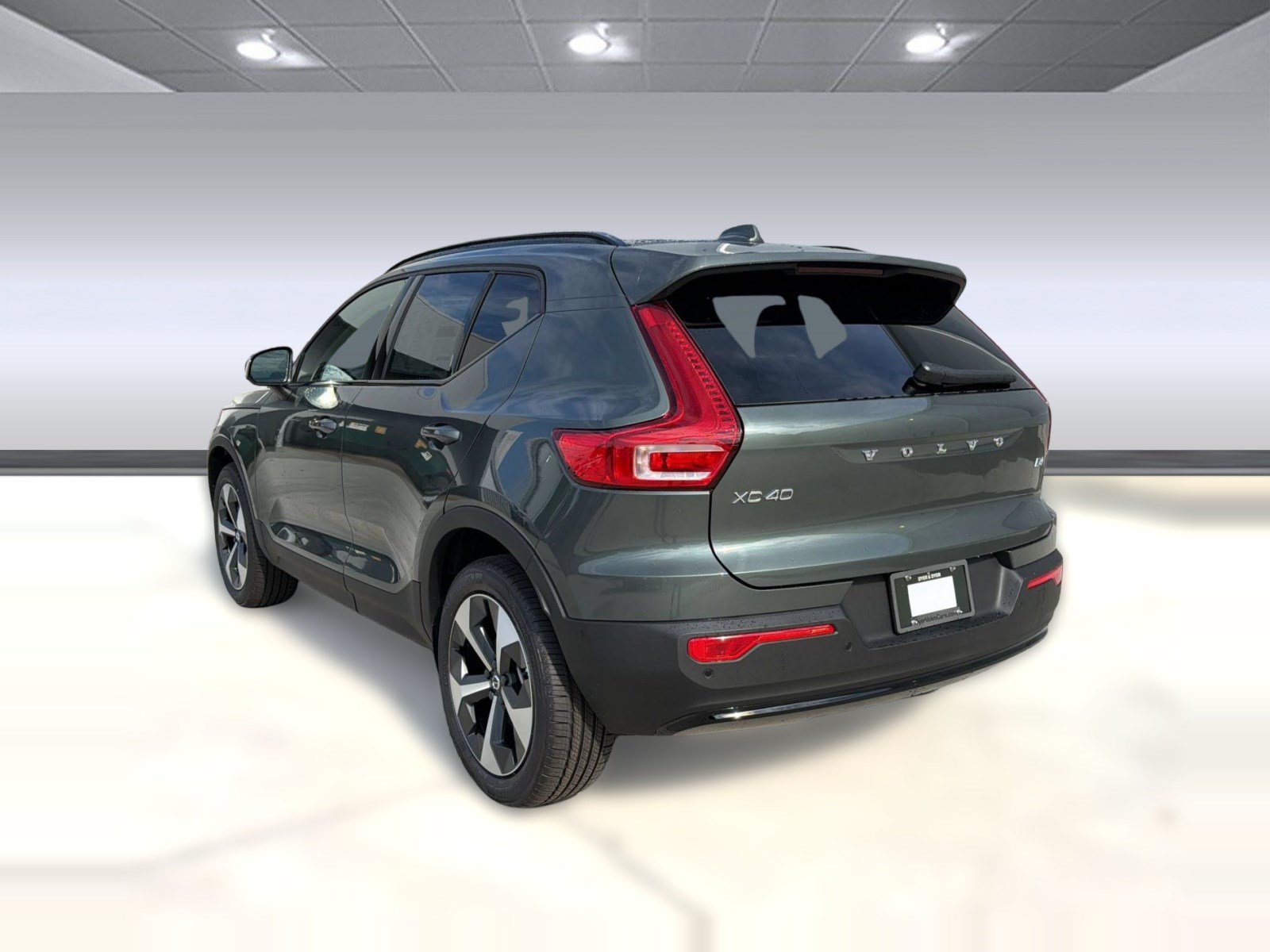 New 2026 Volvo XC40 B4 Plus w/ Protection Package Premier FWD image 3