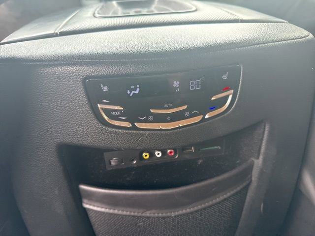 Used 2016 Cadillac Escalade Platinum image 21