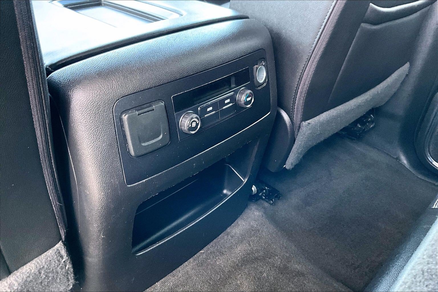 Used 2017 Chevrolet Tahoe LT AWD/4WD image 22