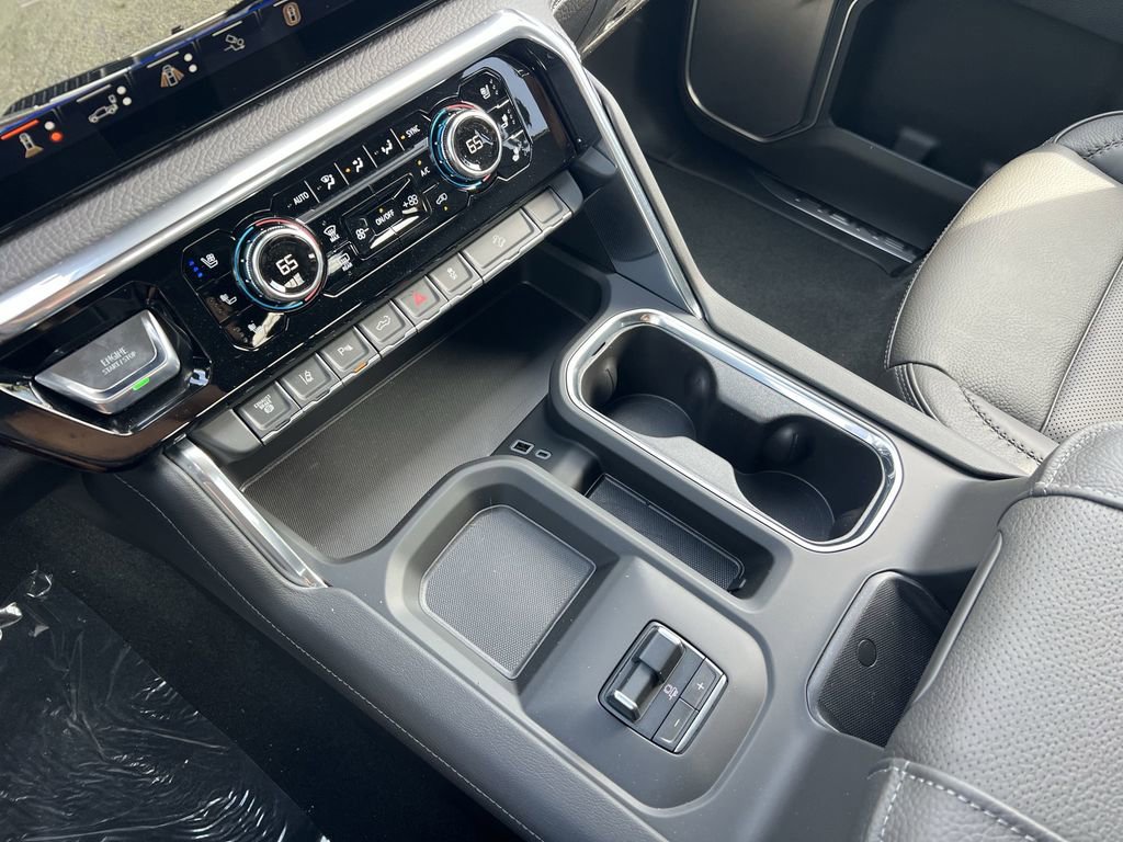 New 2025 GMC Sierra 2500 Denali w/ Denali Reserve Package image 7