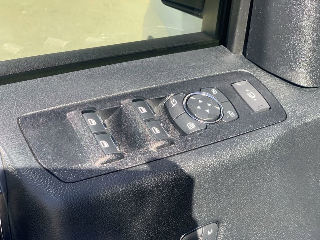 Used 2021 Ford F250 Lariat w/ Lariat Value Package AWD/4WD image 22