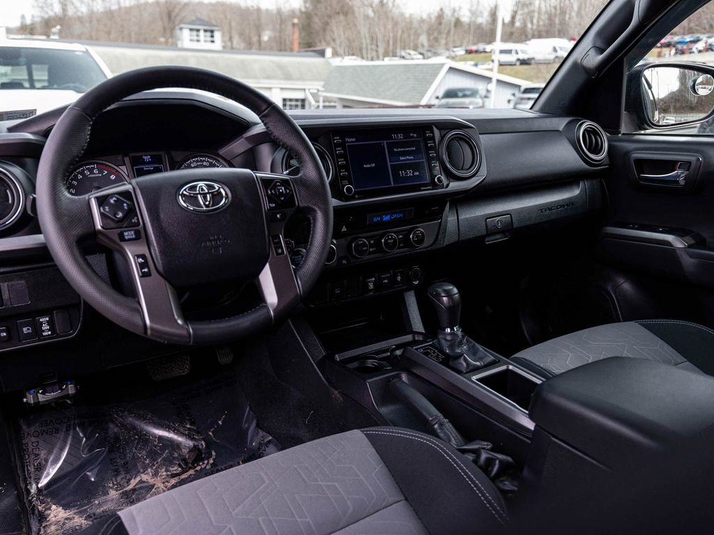 Used 2023 Toyota Tacoma TRD Off-Road w/ Black Out Package (TMS) image 17
