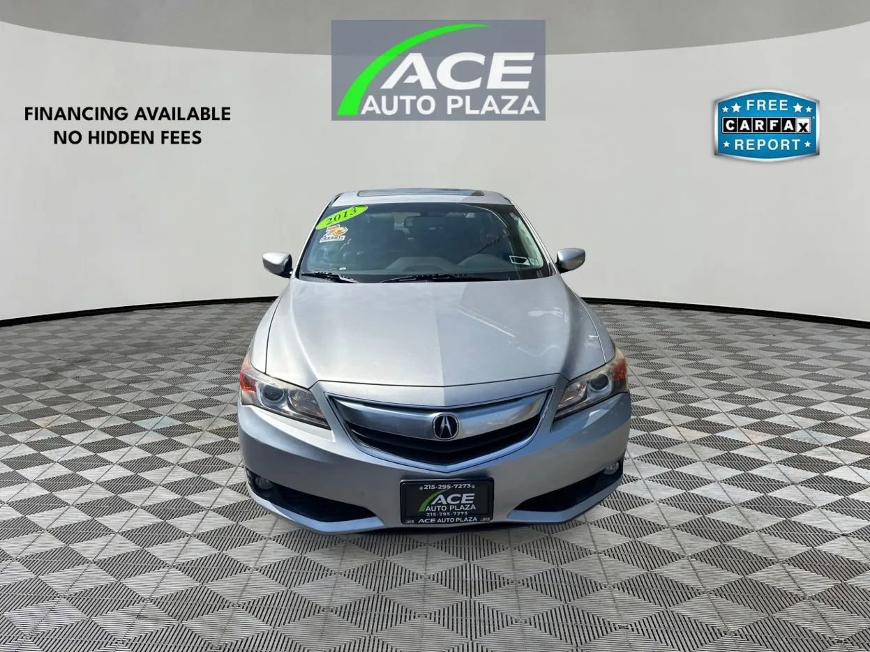 Used 2013 Acura ILX w/ Premium Package image 3
