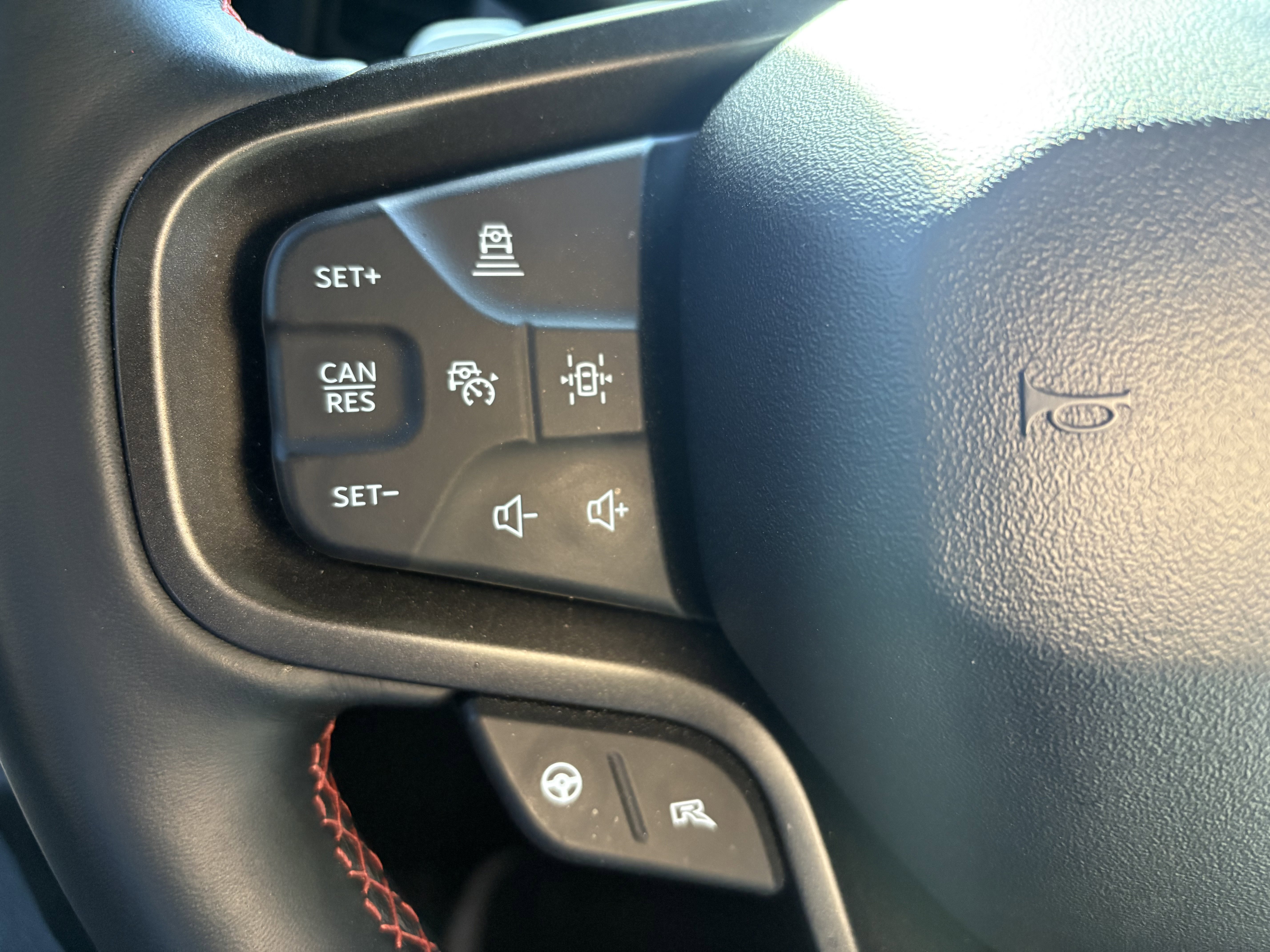 Used 2025 Ford Bronco Raptor AWD/4WD image 16