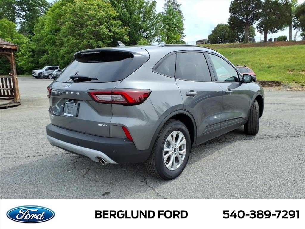 New 2026 Ford Escape Active w/ Active Premium Tech Pack AWD/4WD image 5