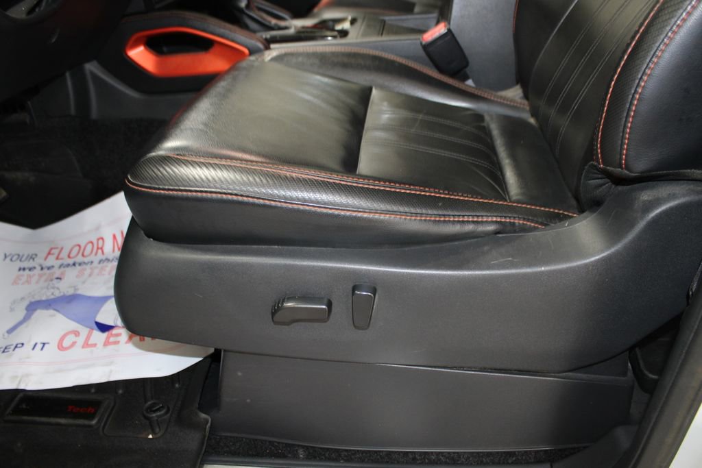 Used 2023 Nissan Frontier PRO-4X w/ Pro-4X Premium Package image 19