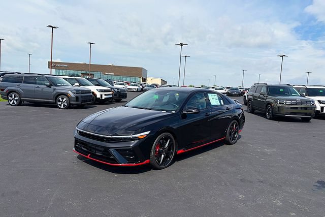New 2026 Hyundai Elantra N FWD image 3