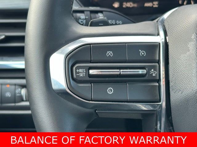 Used 2025 GMC Acadia Elevation image 22