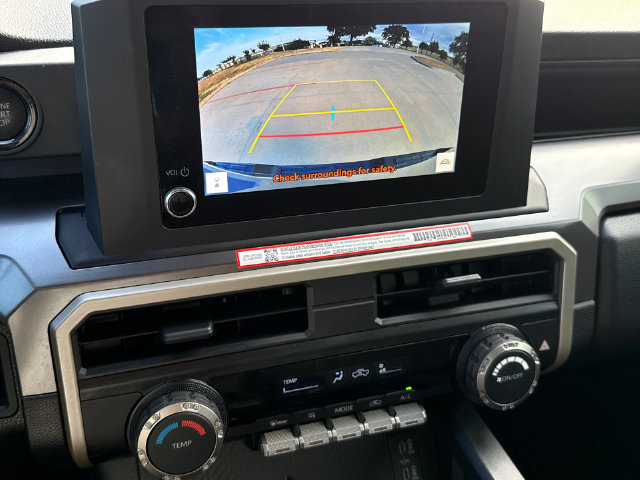 Used 2025 Toyota Tacoma SR5 AWD/4WD image 24