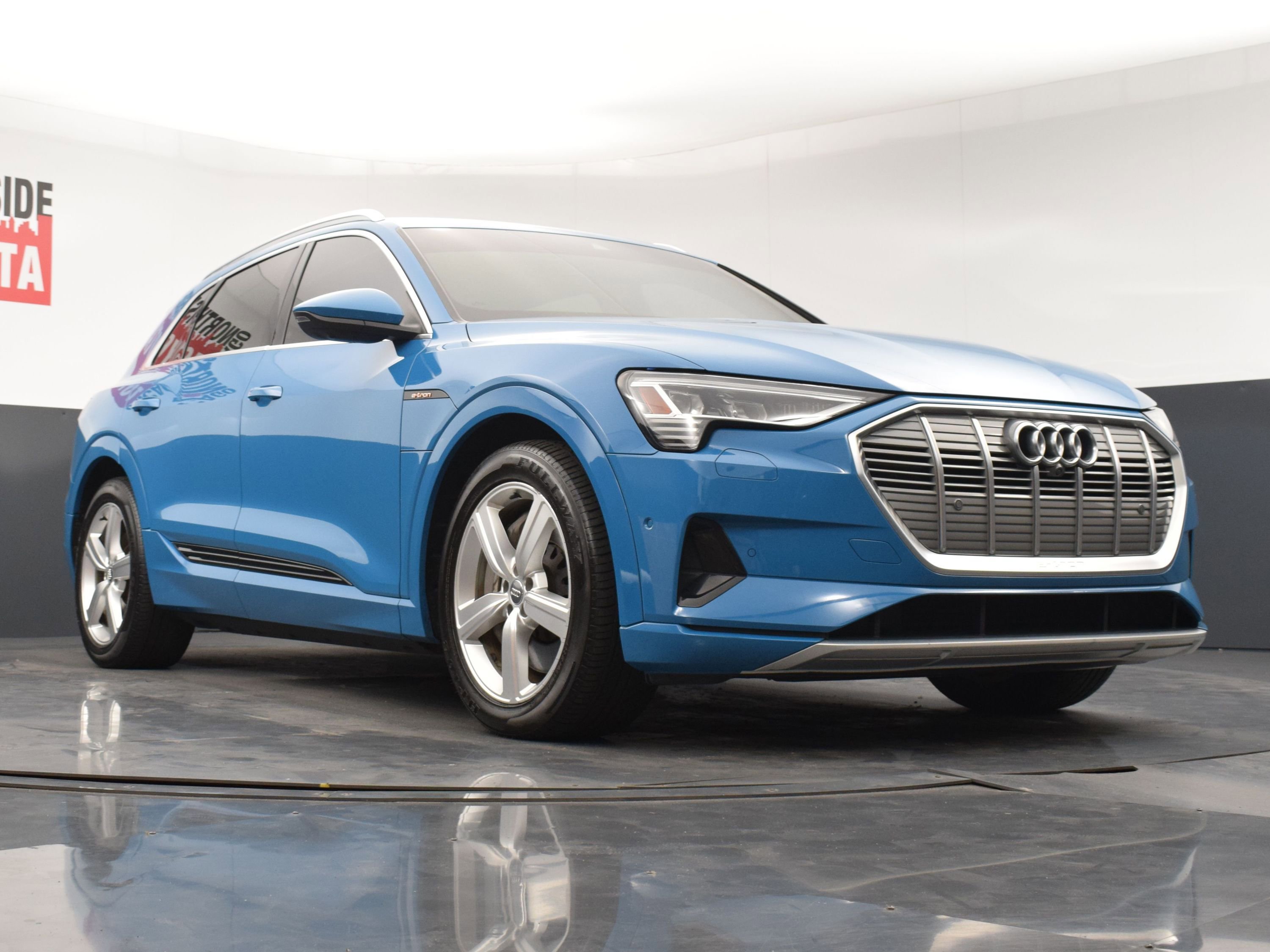 Used 2019 Audi e-tron Premium Plus AWD/4WD image 46