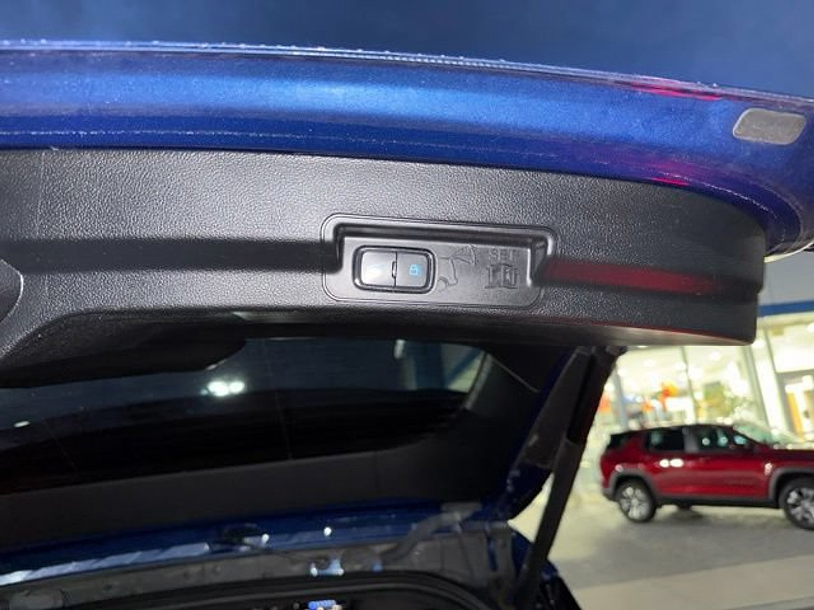 Used 2023 Ford Explorer ST w/ Equipment Group 401A AWD/4WD image 31