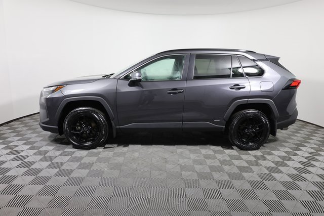 Used 2023 Toyota RAV4 XLE image 8